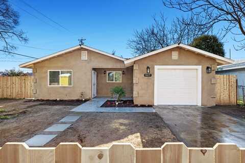 907 Woodward Avenue W, Fresno, CA 93706