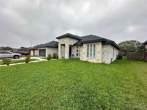 307 Red Oak Drive, Los Fresnos, TX 78566