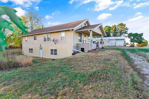 2294 County Road C, Ceresco, NE 68017