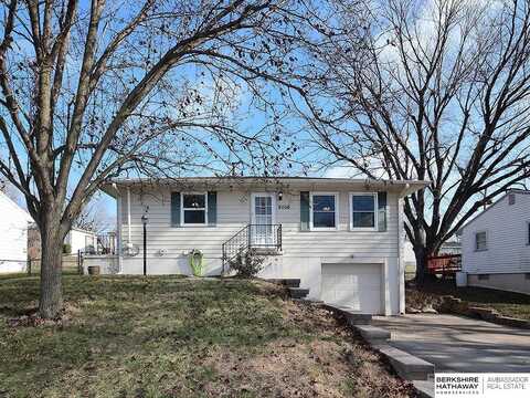 9506 Tomahawk Boulevard, Omaha, NE 68134