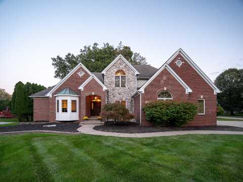 23369 Parke Lane, Grosse Ile, MI 48138