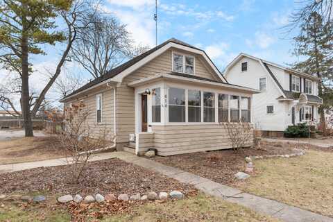 414 N Ann Arbor Street, Saline, MI 48176