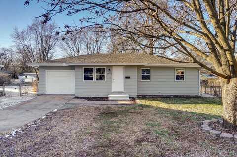 1913 S Missouri Avenue, Springfield, MO 65807