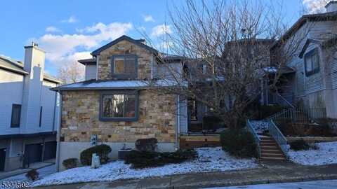 90 Overlook Dr, Independence Corner, NJ 07840