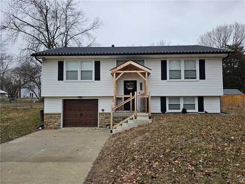 805 Ida Street, Lansing, KS 66043