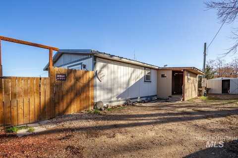 28120 Wagner Rd, Caldwell, ID 83607