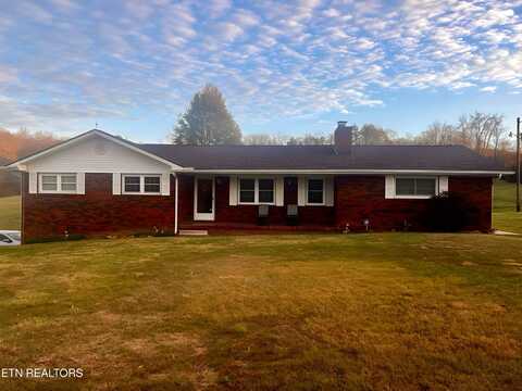 3347 Back Valley Rd, Speedwell, TN 37870