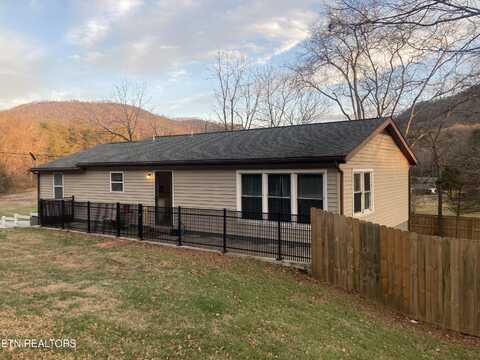 4556 Rocky Branch Rd, Walland, TN 37886