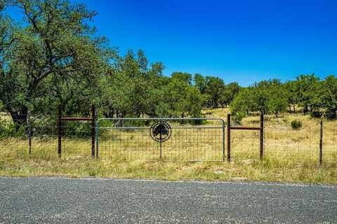 230 Big Buck Cir, Mountain Home, TX 78058