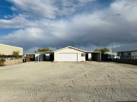 49613 Jade Ave, Quartzsite, AZ 85346