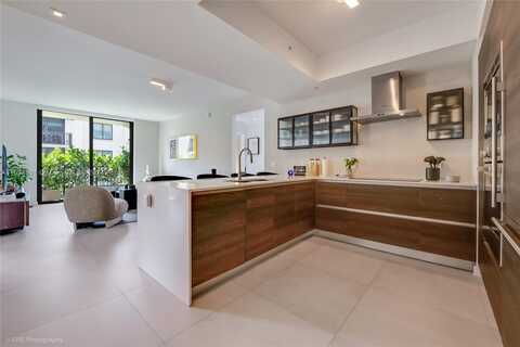 301 Altara Ave, Coral Gables, FL 33146