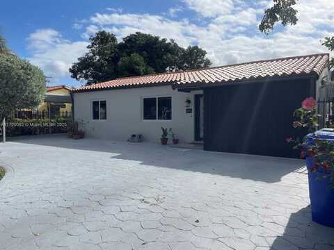 3890 NW 4th Ter, Miami, FL 33126