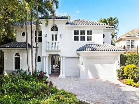 8935 Oakland Hills Dr, Delray Beach, FL 33446