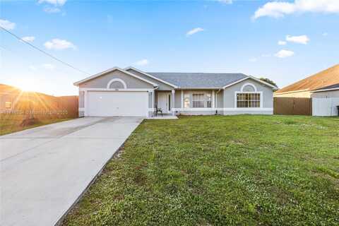 791 SW Hillsboro Cir, Port Saint Lucie, FL 34953