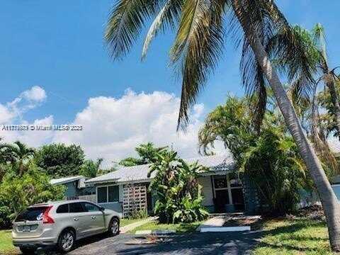 1413 NE 21st St, Wilton Manors, FL 33305