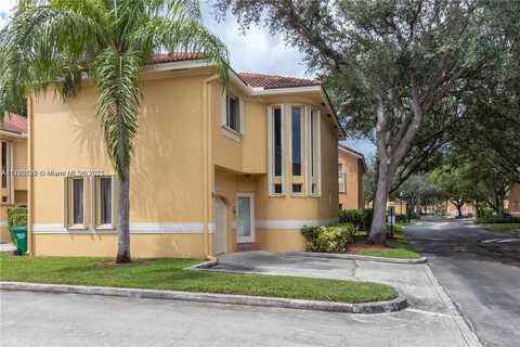 11207 Lakeview Dr, Coral Springs, FL 33071