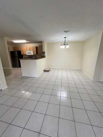 11225 W Atlantic Blvd, Coral Springs, FL 33071