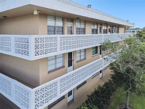 5095 BAY STREET NE, Saint Petersburg, FL 33703