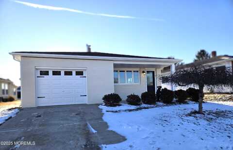 117 Liberta Drive, Toms River, NJ 08757