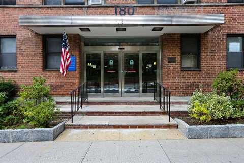 180 E Hartsdale Avenue, Hartsdale, NY 10530