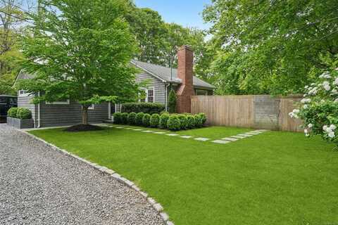 689 Main Street, Westhampton Beach, NY 11978