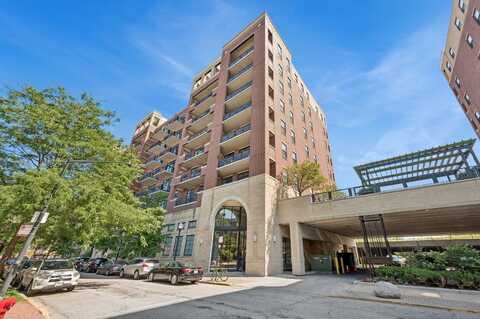 811 W 15th Place, Chicago, IL 60608