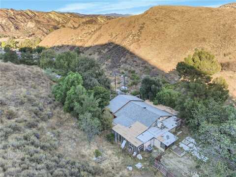 28869 Paradise Road, Castaic, CA 91384