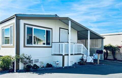 5200 Heil, Huntington Beach, CA 92649