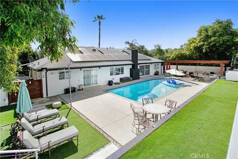 5237 Melvin Avenue, Tarzana, CA 91356