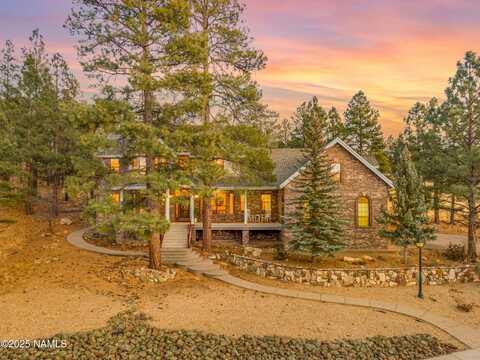 600 N Amberwood Street, Flagstaff, AZ 86004