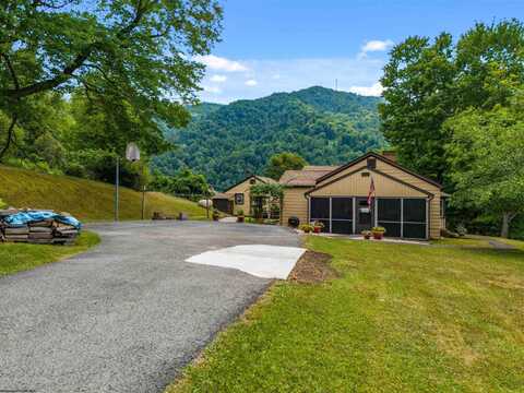 221 Addison Street, Webster Springs, WV 26288