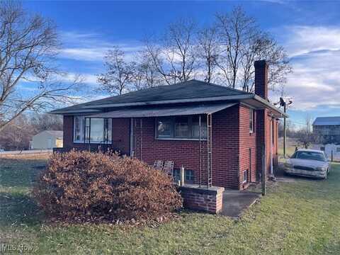 39401 State Route 39, Salineville, OH 43945