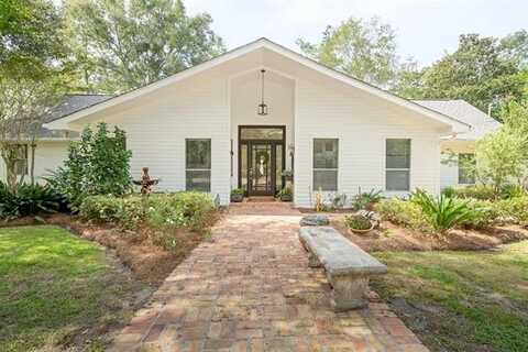 28326 VINSON Road, Lacombe, LA 70445