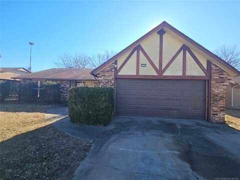 2230 W Haskell Street, Tulsa, OK 74127