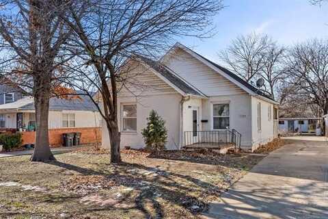 1323 Dewey Avenue, Bartlesville, OK 74003