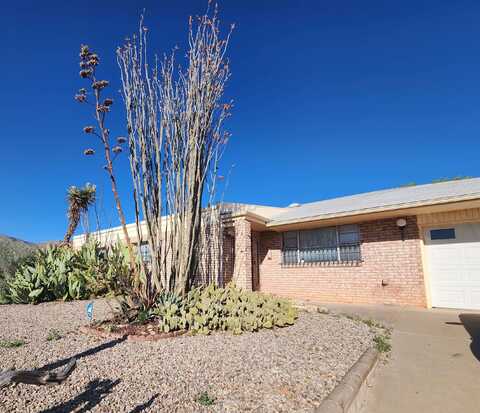 602 Sunglow AVE, Alamogordo, NM 88310