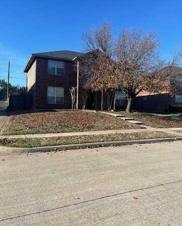 737 Trees Drive, Cedar Hill, TX 75104