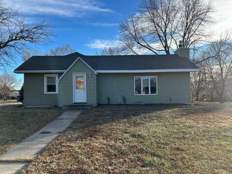 801 W 10th Street, Neligh, NE 68756