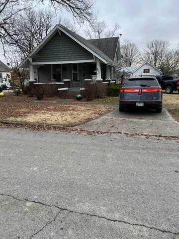 301E Colorado Ave, Casey, IL 62420