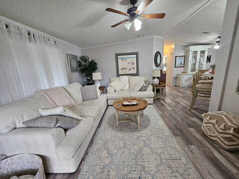 9709 Cypress Lakes Drive, Lakeland, FL 33810