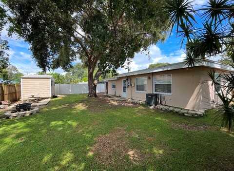 9632 GROVELAND STREET, SEMINOLE, FL 33772