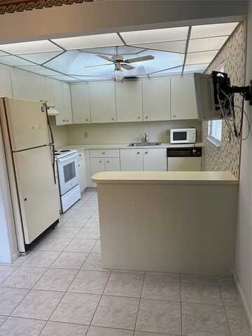 13300 SW 1st St, Pembroke Pines, FL 33027