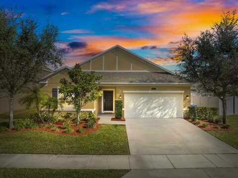 5983 Ridge Lake Circle, Vero Beach, FL 32967