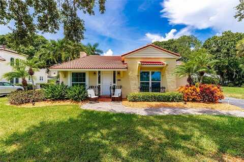 2705 Country Club Drive, Vero Beach, FL 32960