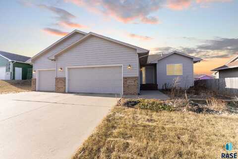 1105 N Advantage Ave, Sioux Falls, SD 57103