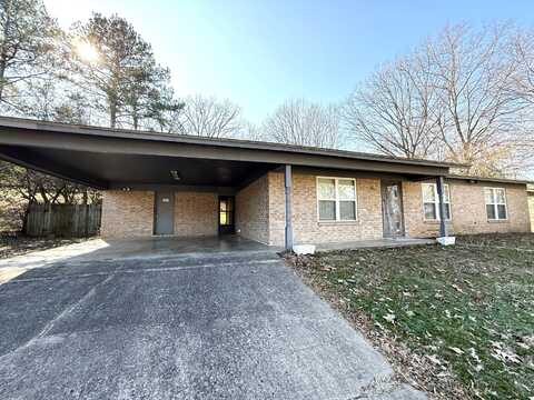 1001 W 17th Terrace, Russellville, AR 72801