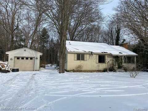 3770 FARR Road, Fruitport, MI 49415