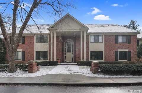 105 Barden Court, Bloomfield Hills, MI 48304