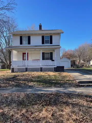 213 South 5th Street, Sabetha, KS 66534