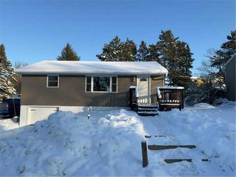 32 Knob Hill Drive, Virginia, MN 55792